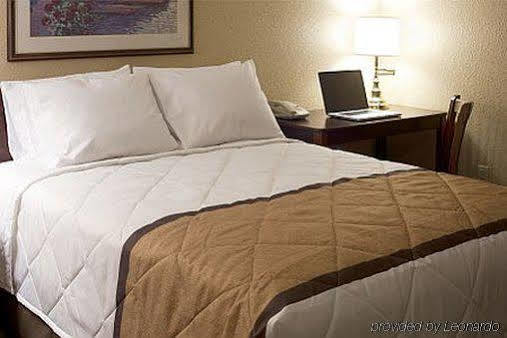Extended America - - Arboretum 2* North Chesterfield