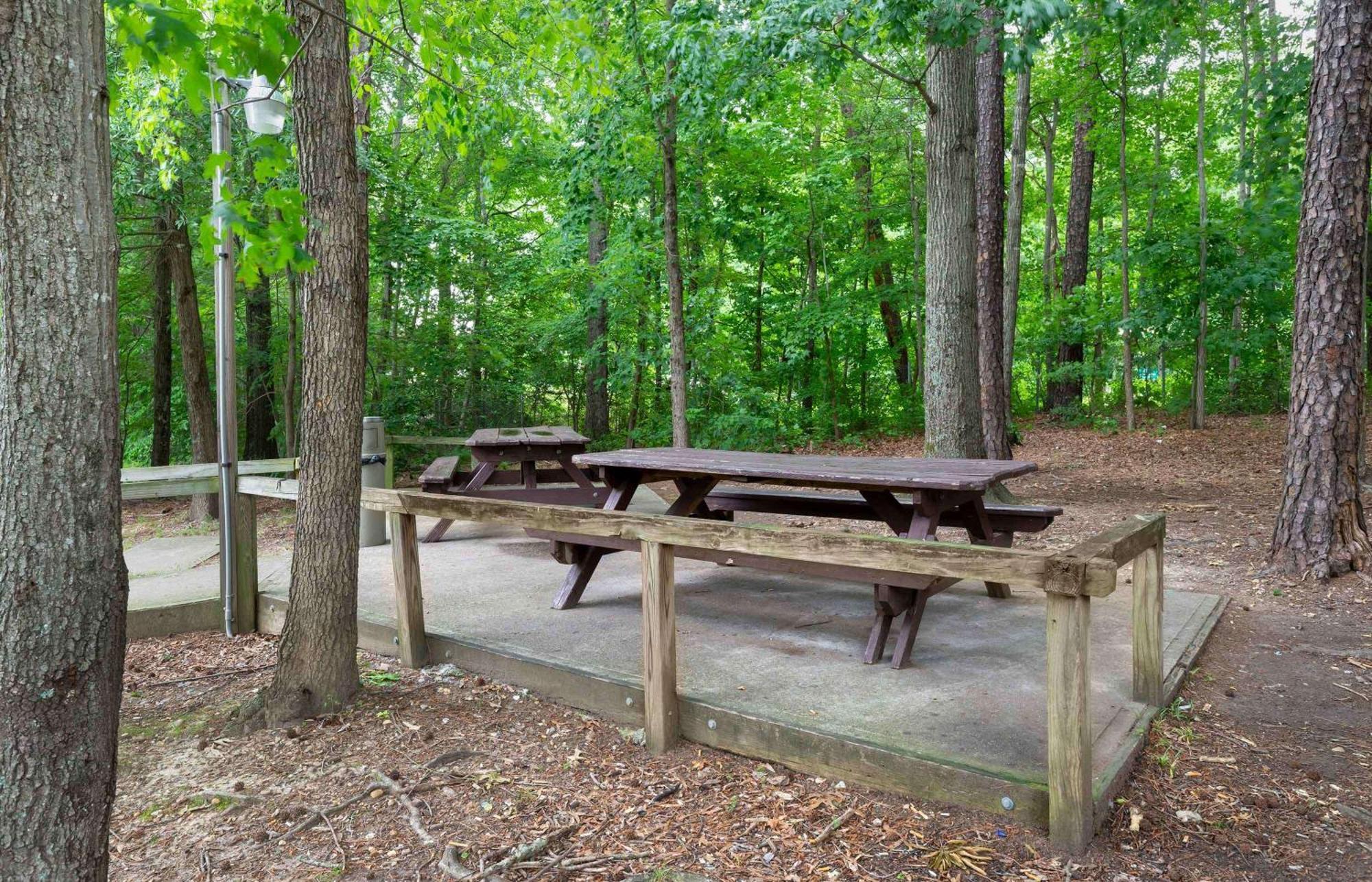 Extended America - - Arboretum 2* North Chesterfield